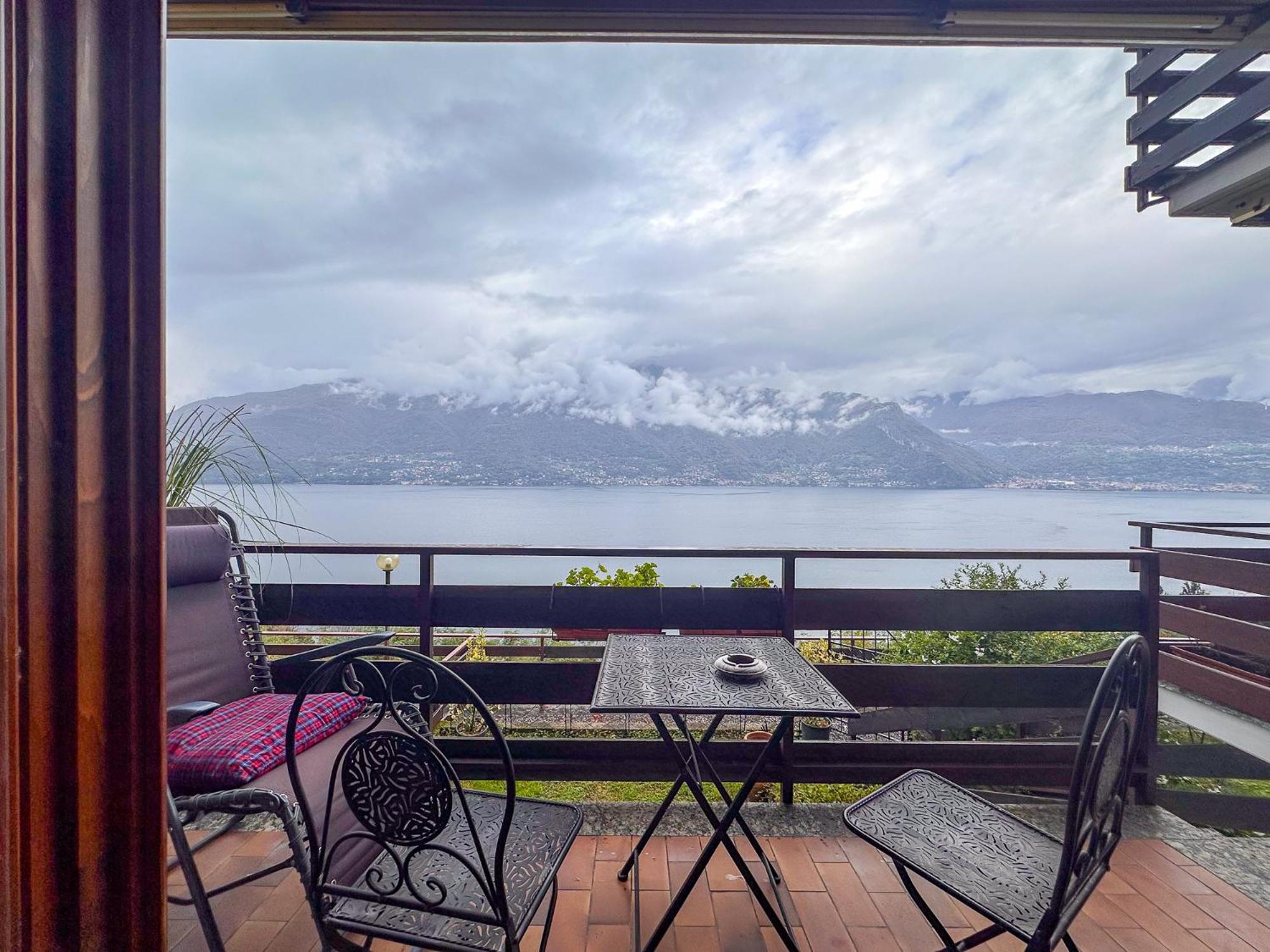 Appartamento A Due Passi Dal Lago Con Box Dorio Exterior photo